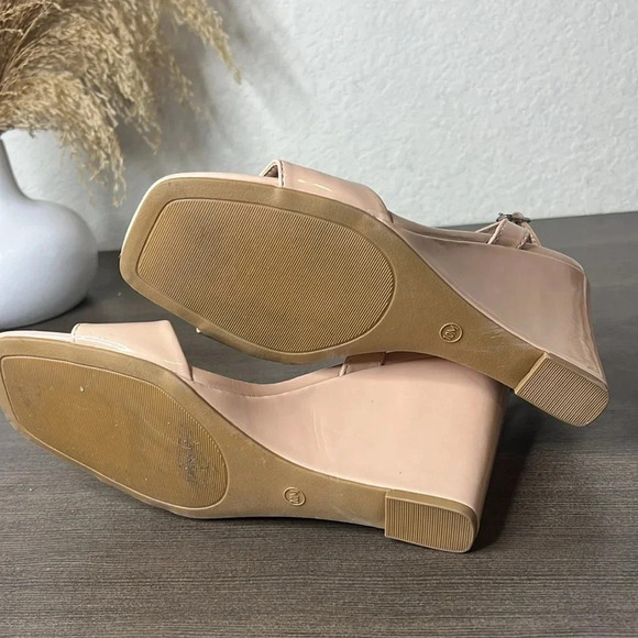 Steve Madden Patent Leather Strappy Wedges - Picture 6 of 9